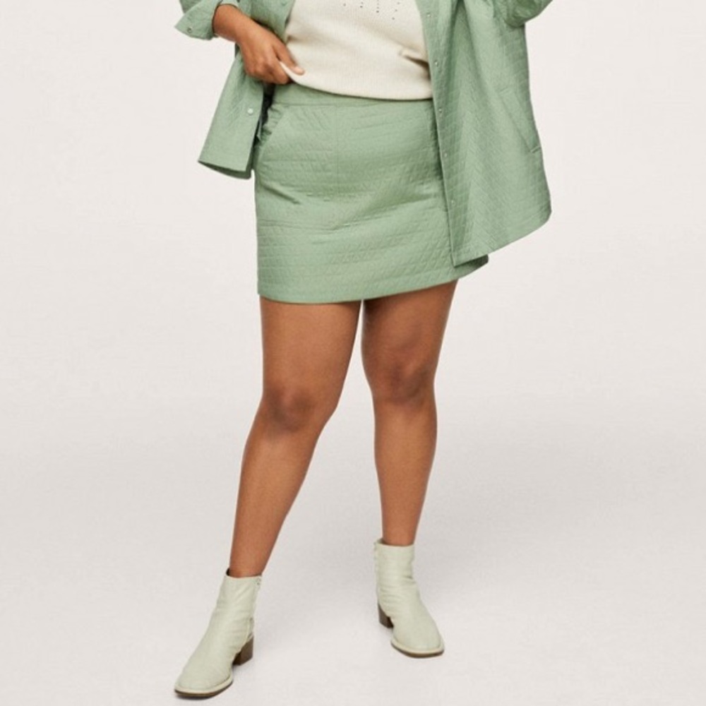 MNG • NWT Sage Green Quilted Mini‎ Skirt 1X A Line Textured Fabric